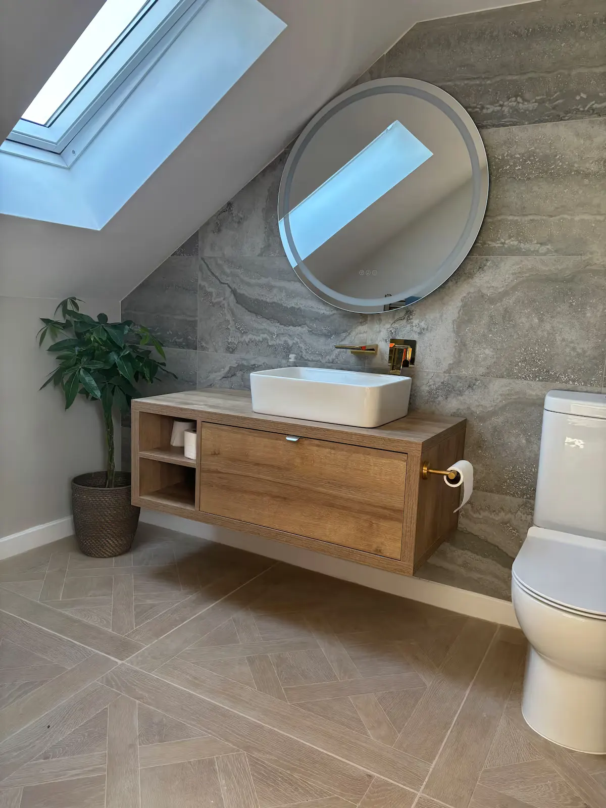 Bathroom detail