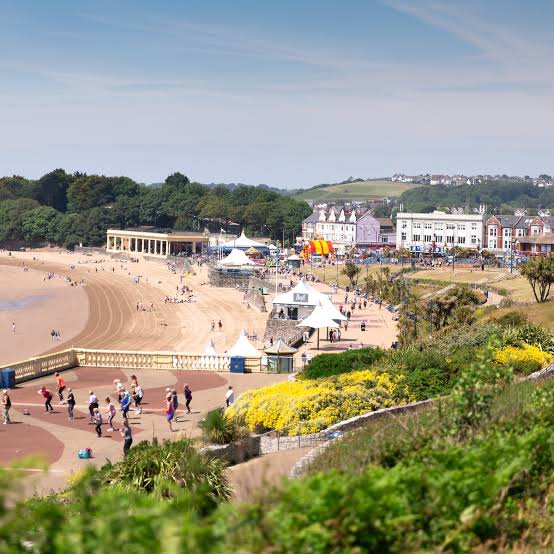 Barry Island beach and promenade on a sunny day