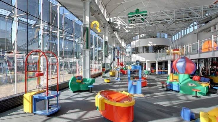 Interactive science exhibits at Techniquest, Cardiff